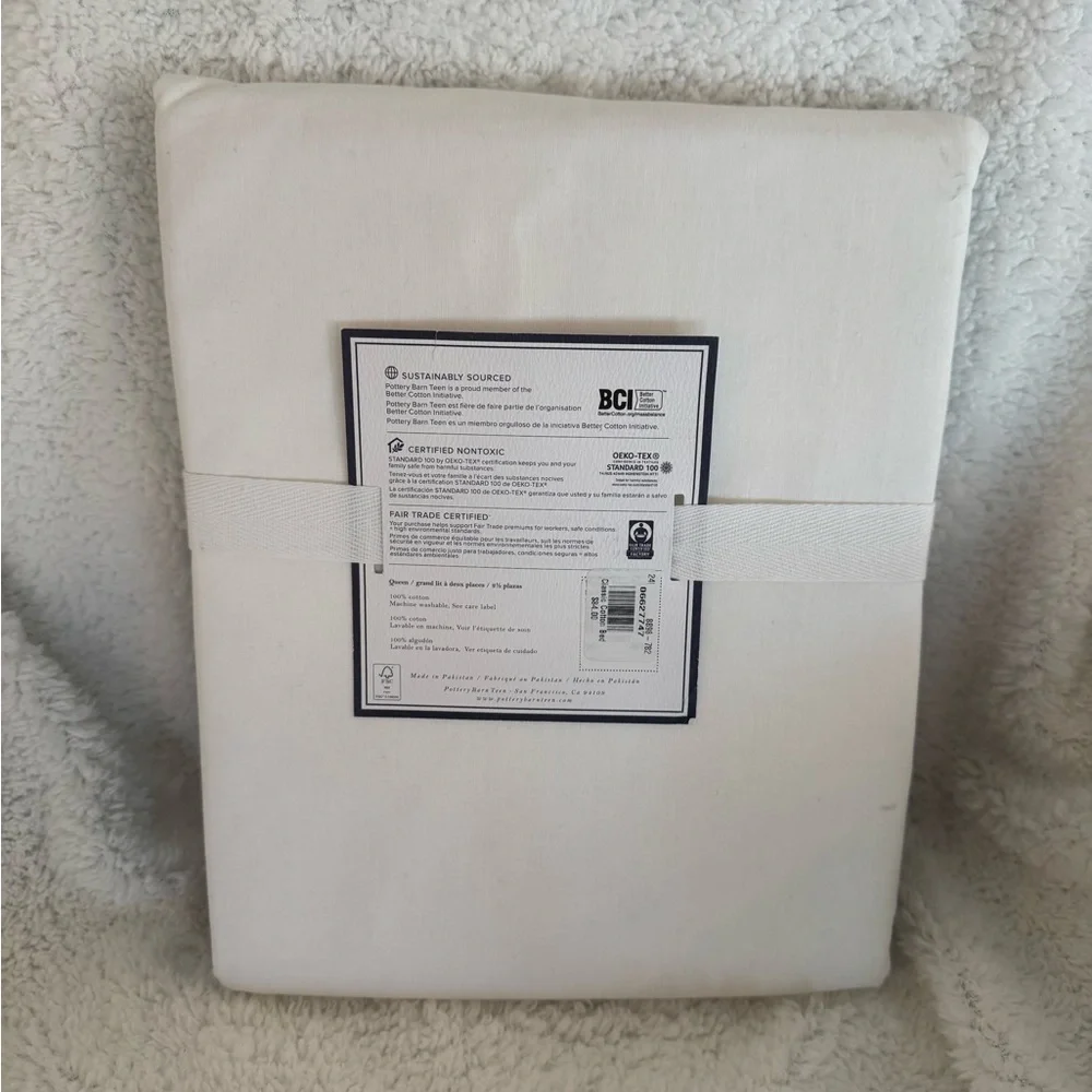 Pottery Barn Dorm Classic Cotton Bed Skirt – Queen – Navy/White – NWT